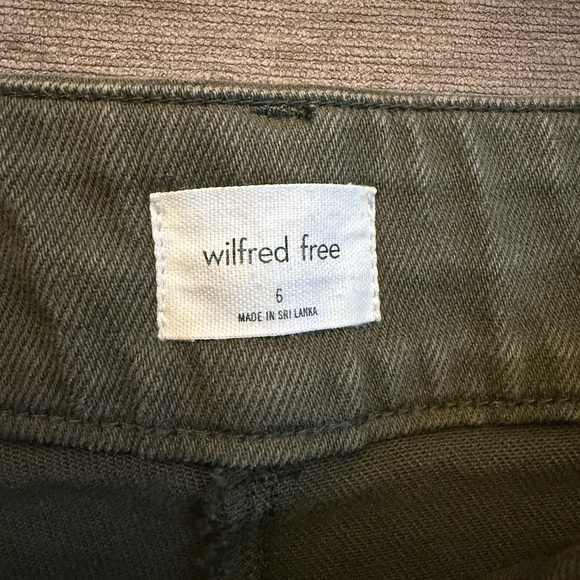 Aritzia Wilfred Free Pants Modern Cargo Olive Green Pants, size 6 - Picture 5 of 9